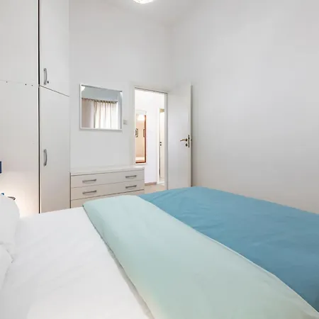 Apartment 29 *