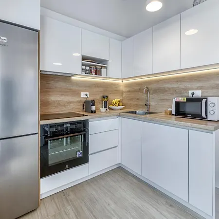 29 Apartment *